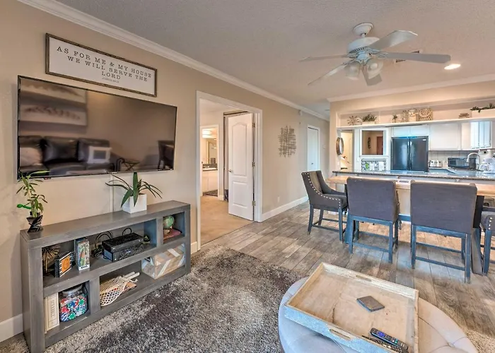 Walk To Beach: Havasu W/ Pool Access Lake Havasu City