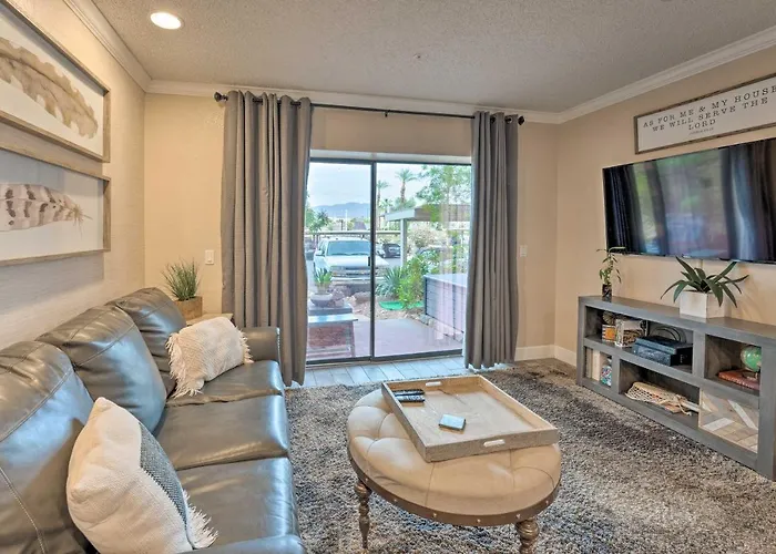 Walk To Beach: Havasu W/ Pool Access